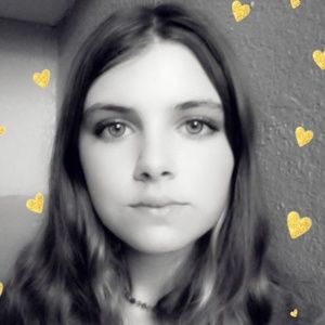 Meet your Posher, Annakah